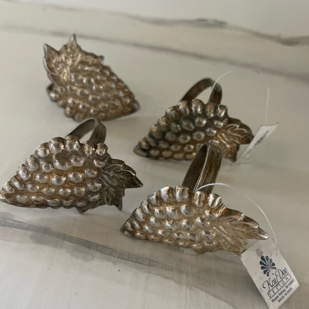 Vintage Katy Dee Design Silver Tone Embossed Grapes Fancy Napkin Rings